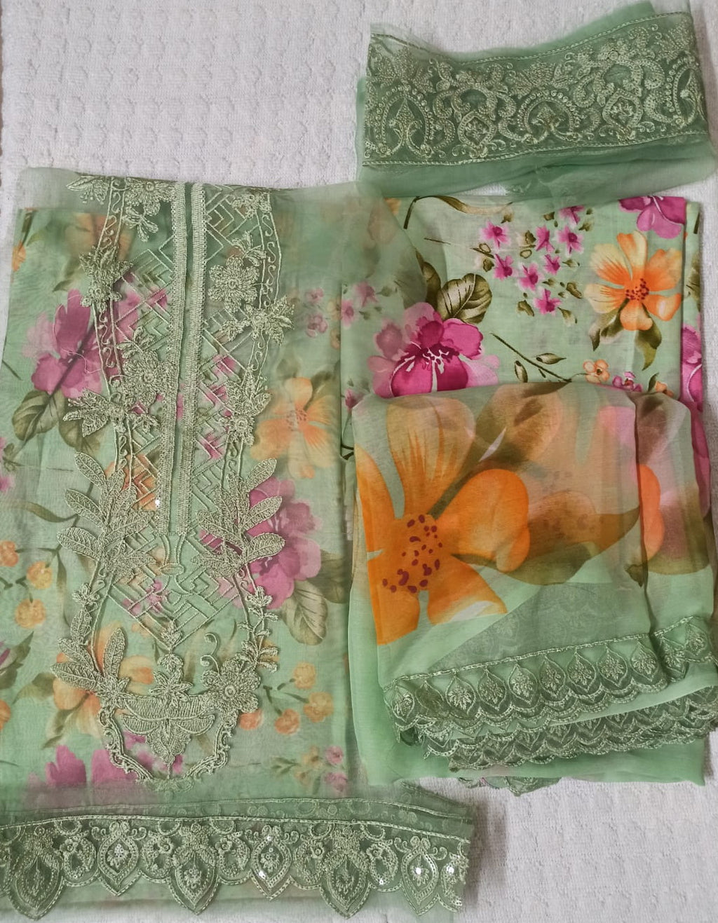 3 Piece Lawn Unstitched Suit with Embroidered Patches & Chiffon Dupatta with 4-Sided Lace